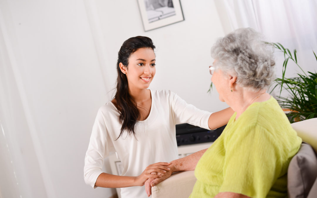 5 Ways to Help Your Loved One Adjust to an Assisted Living Community